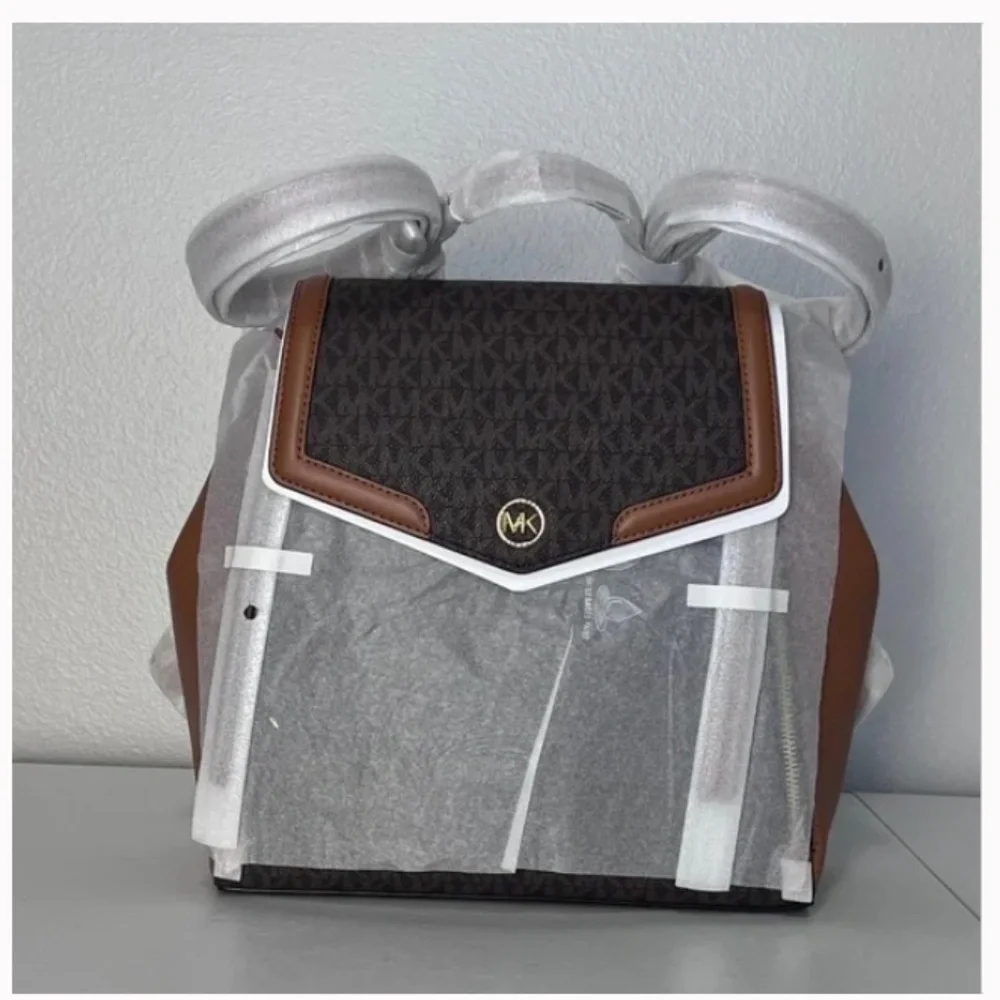 Michael Kors classic chic